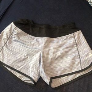 Lululemon size 4 shorts